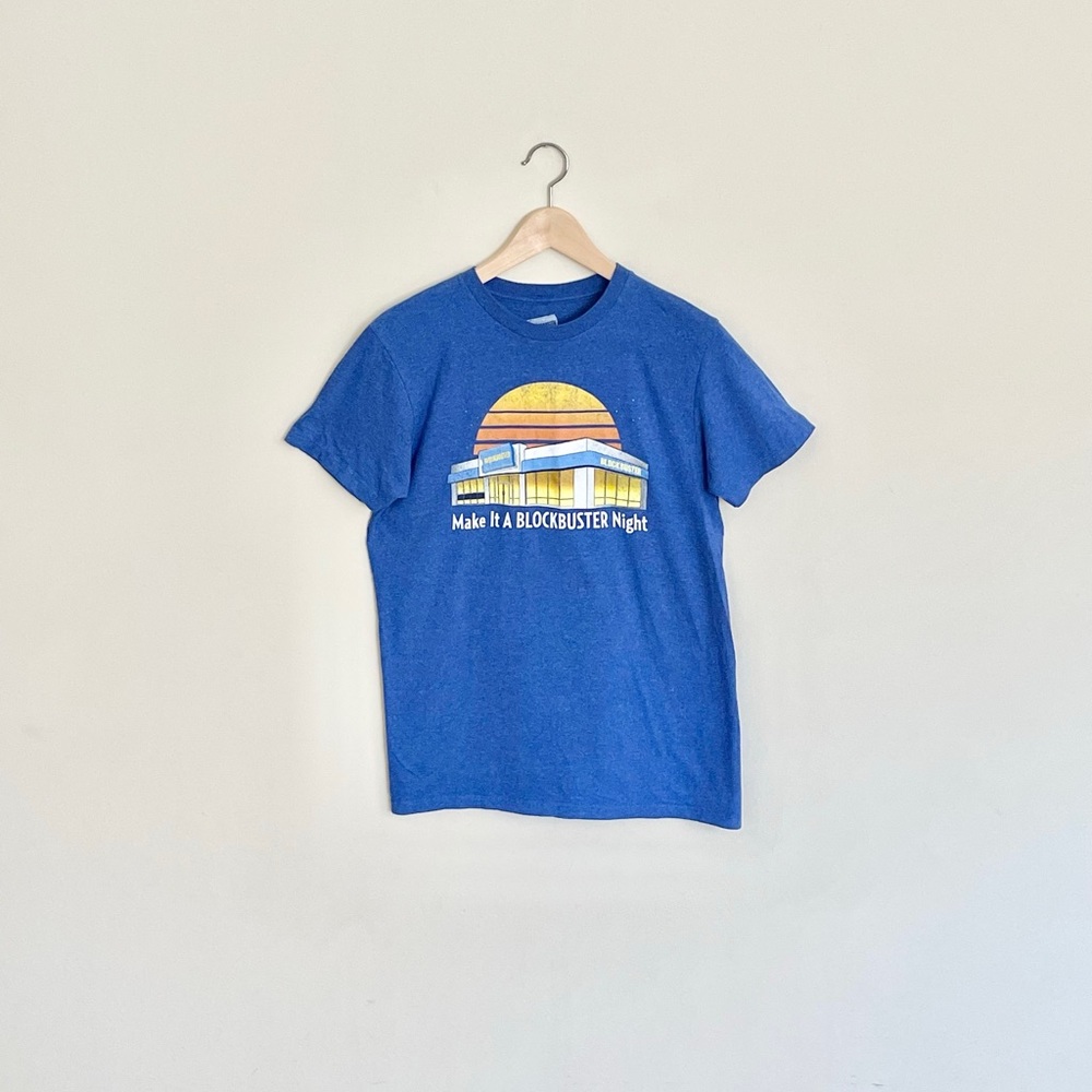 Blockbuster “Make It A Blockbuster Night” Graphic Blue T Shirt Adult size Small